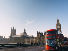 英国房地产市场持续繁荣，房价连续第四个月上涨